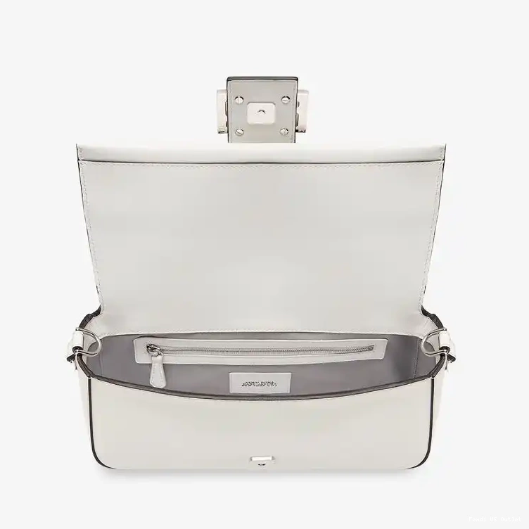 Affordable HOT Baguette Fendi Baguette Nappa In Bag Leather The Medium White Motif 0514
